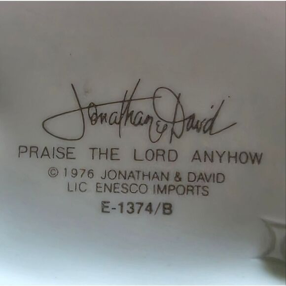 Vintage 1976 Enesco 'Praise The Lord Anyhow' Statue - Picture 3 of 3